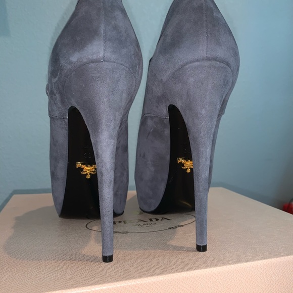 PRADA Grey Suede Platform Ankle Boots Heel 38.5 - Picture 5 of 7